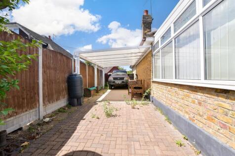 Driveway/Parking