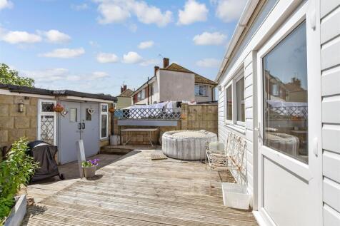Patio / Decking