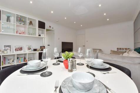 Lounge/Diner