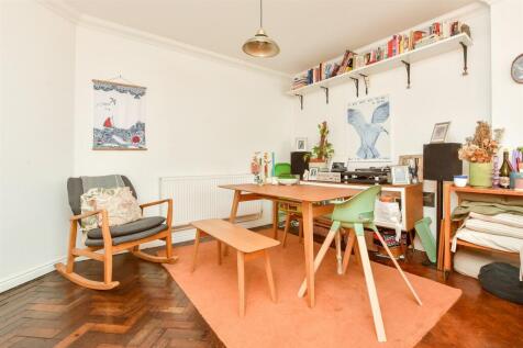 Lounge/Diner