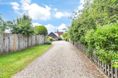 Driveway/Parking