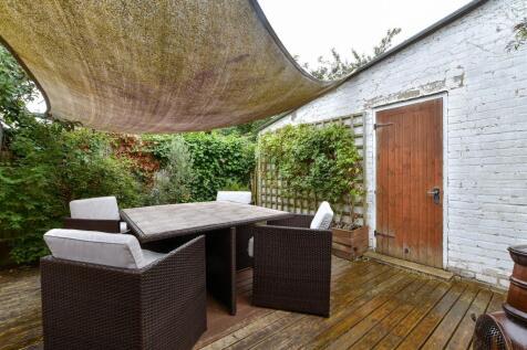 Patio / Decking