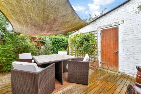 Patio / Decking