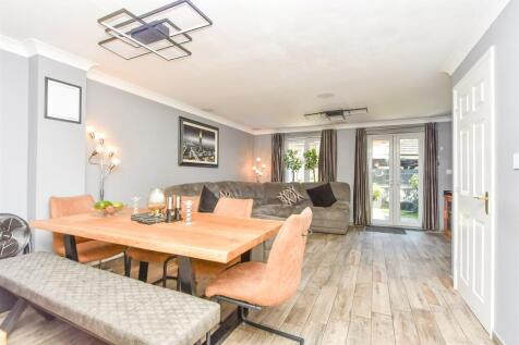 Lounge/Diner