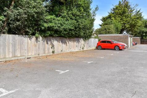 Driveway/Parking