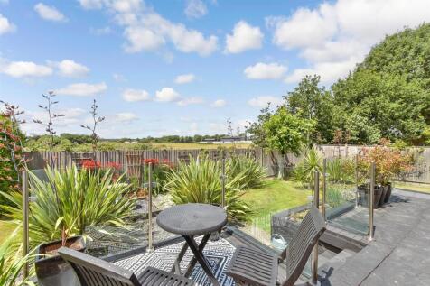 Patio / Decking