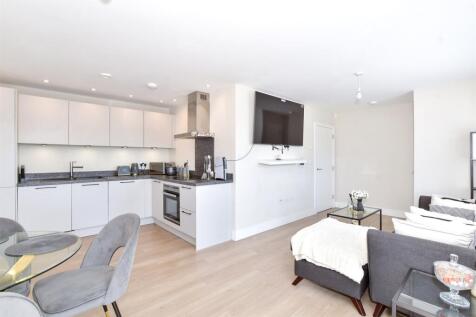 Kitchen/Living Area