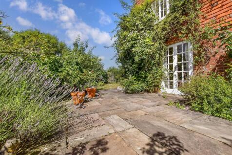 Patio / Decking