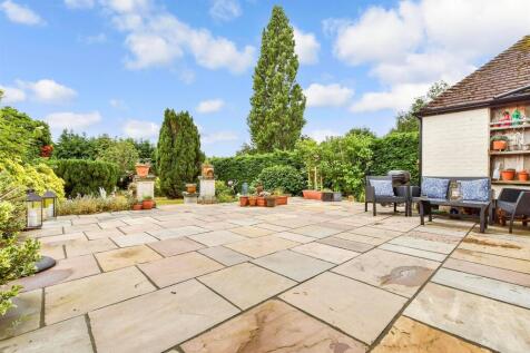 Patio / Decking