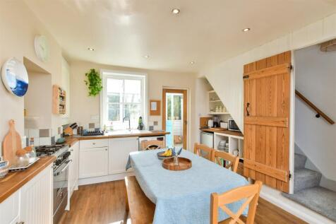Kitchen/ Lounge/ Diner