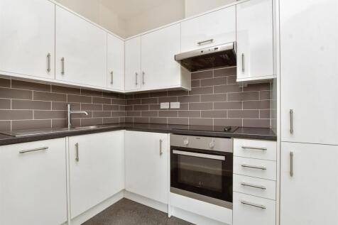 Lounge / Kitchen