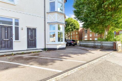 Driveway/Parking