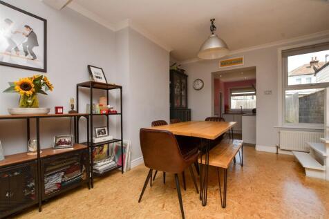 Lounge / Dining Room
