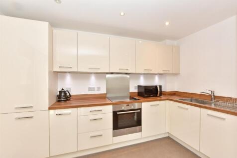 Lounge/Kitchen