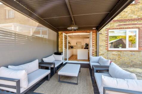 Patio / Decking