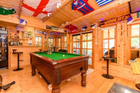 Cabin Bar