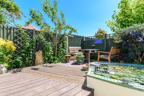 Patio / Decking