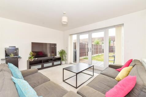 Lounge/Kitchen