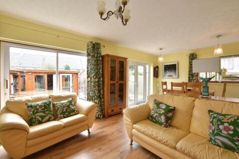 Family/Dining Room
