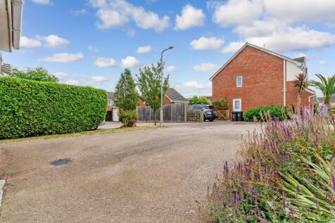 Driveway/Parking