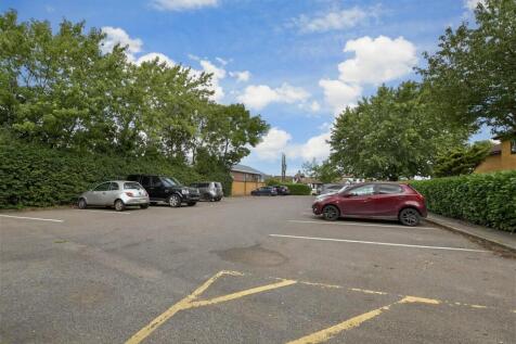 Driveway/Parking