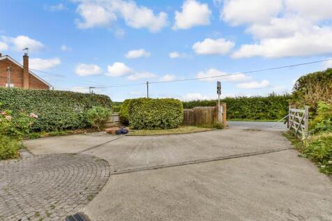 Driveway/Parking