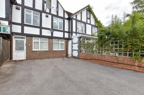 Driveway/Parking