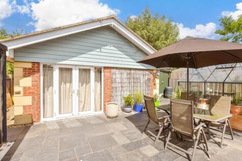 Workshop/Outbuildings