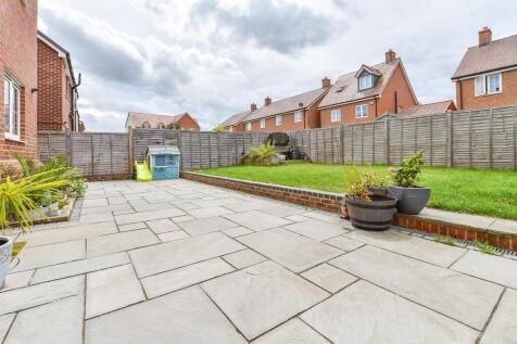 Patio / Decking