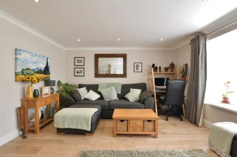 Lounge *