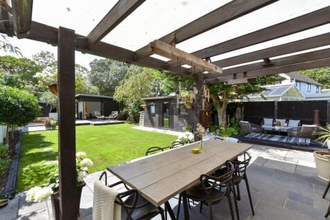 Patio / Decking