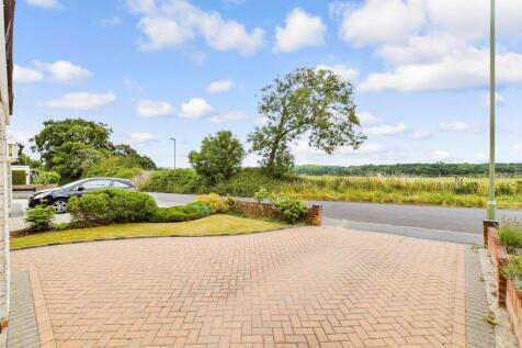 Driveway/Parking