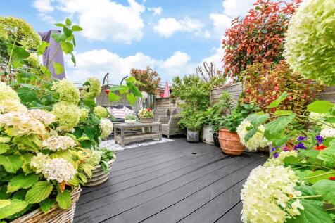 Patio / Decking
