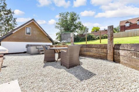 Patio / Decking