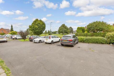 Driveway/Parking