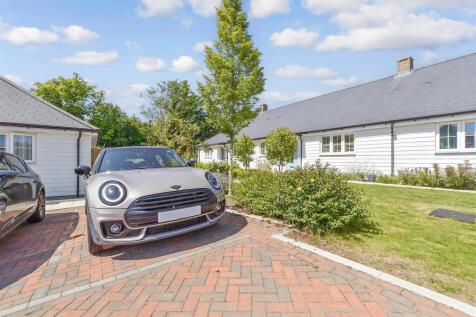 Driveway/Parking