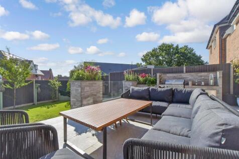 Patio / Decking