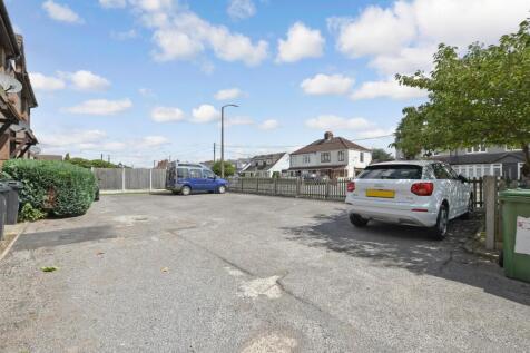 Driveway/Parking