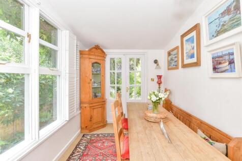 Breakfast Room
