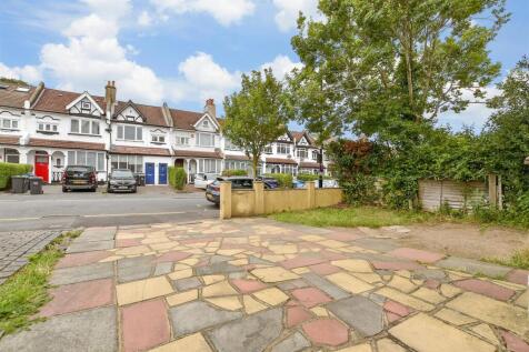 Driveway/Parking