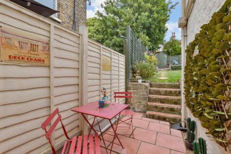 Patio / Decking
