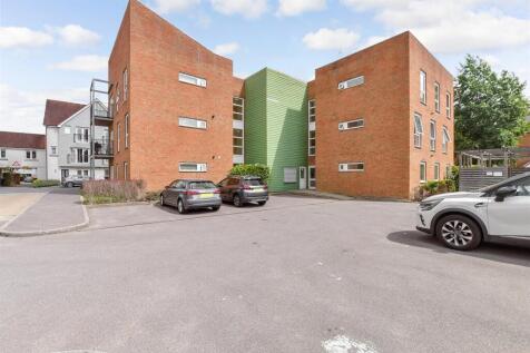 Driveway/Parking