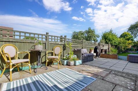 Patio / Decking