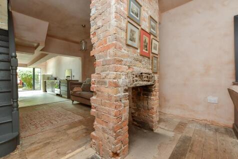 Internal Feature