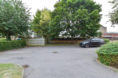 Driveway/Parking