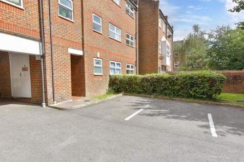 Driveway/Parking