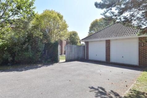 Driveway/Parking