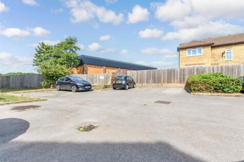 Driveway/Parking