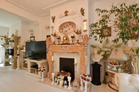 Internal Feature