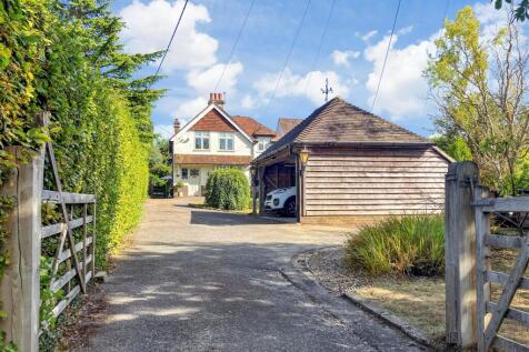 Driveway/Parking